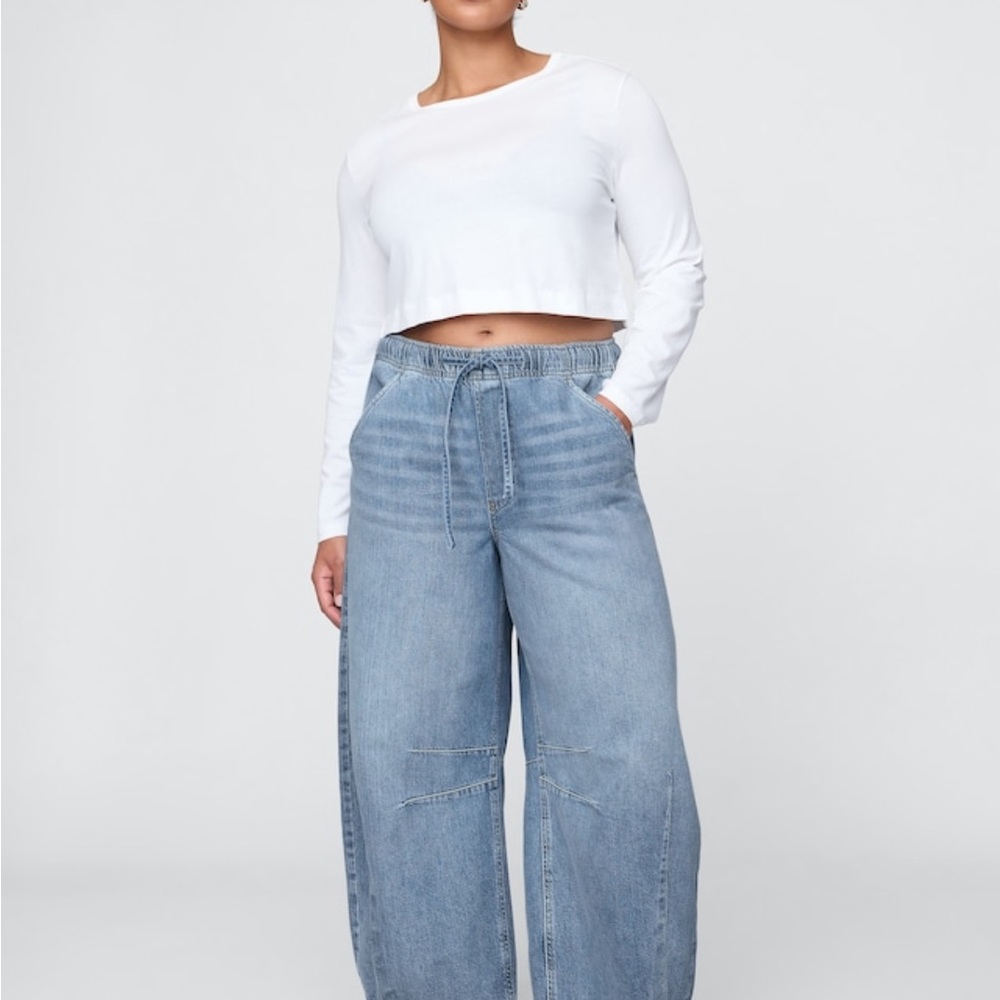 GAP mid-rise ultra soft easy horseshoe jean